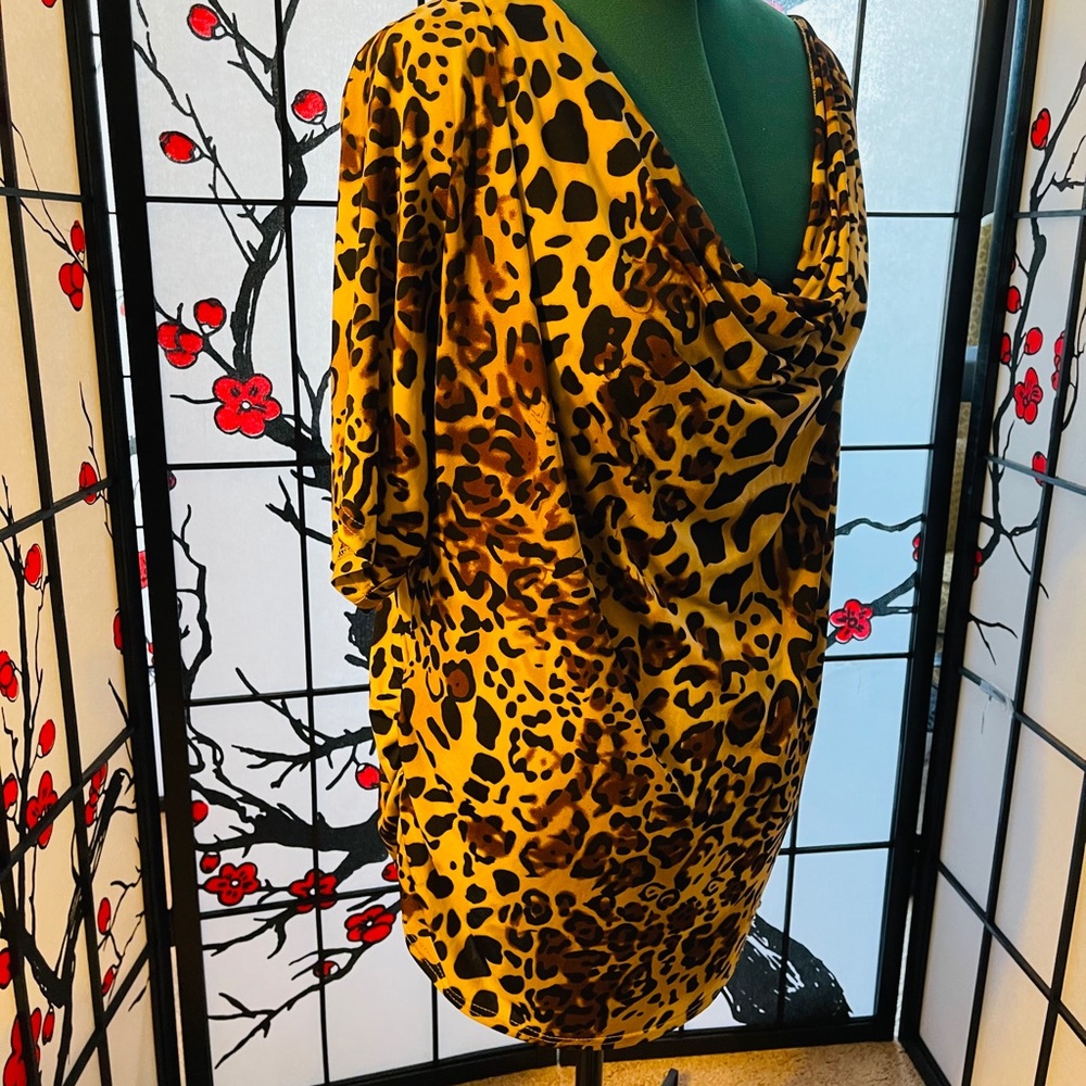 Animal print blouson top
